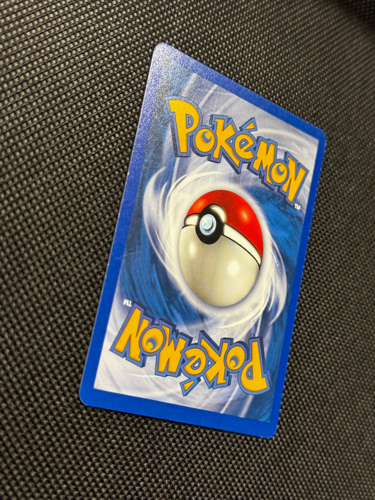 Pikachu 124/165 - Expedition Base Set