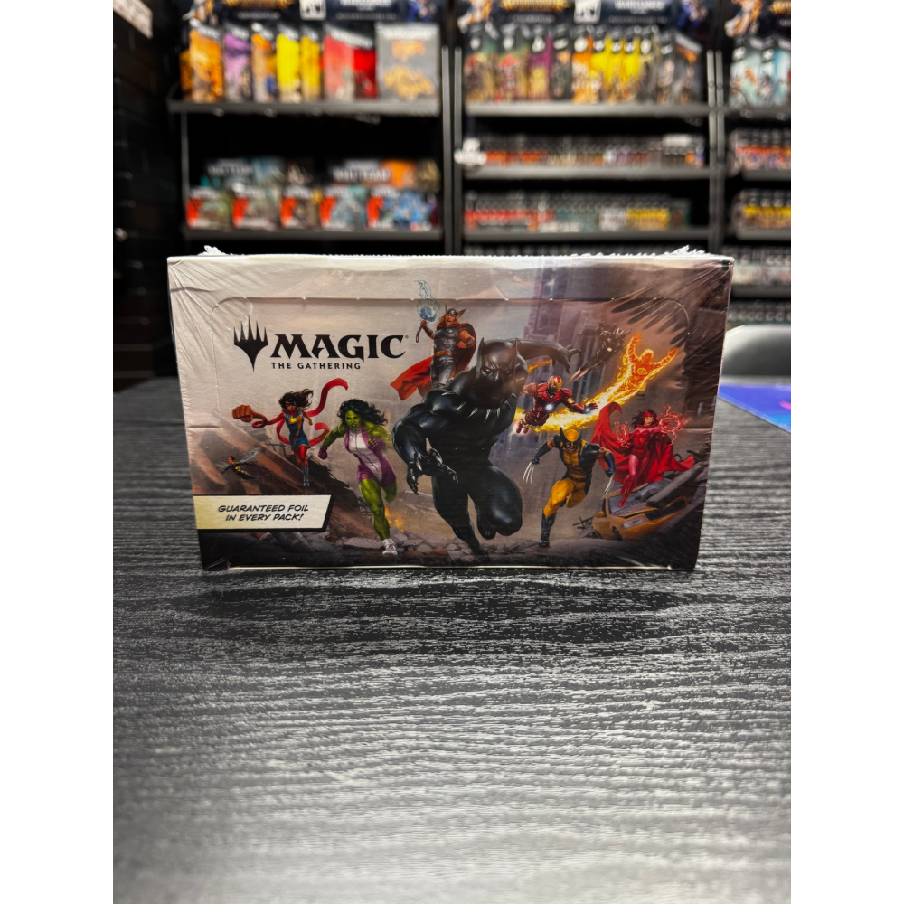 Magic: The Gathering - Marvel Super Heroes: Play Booster Display /2