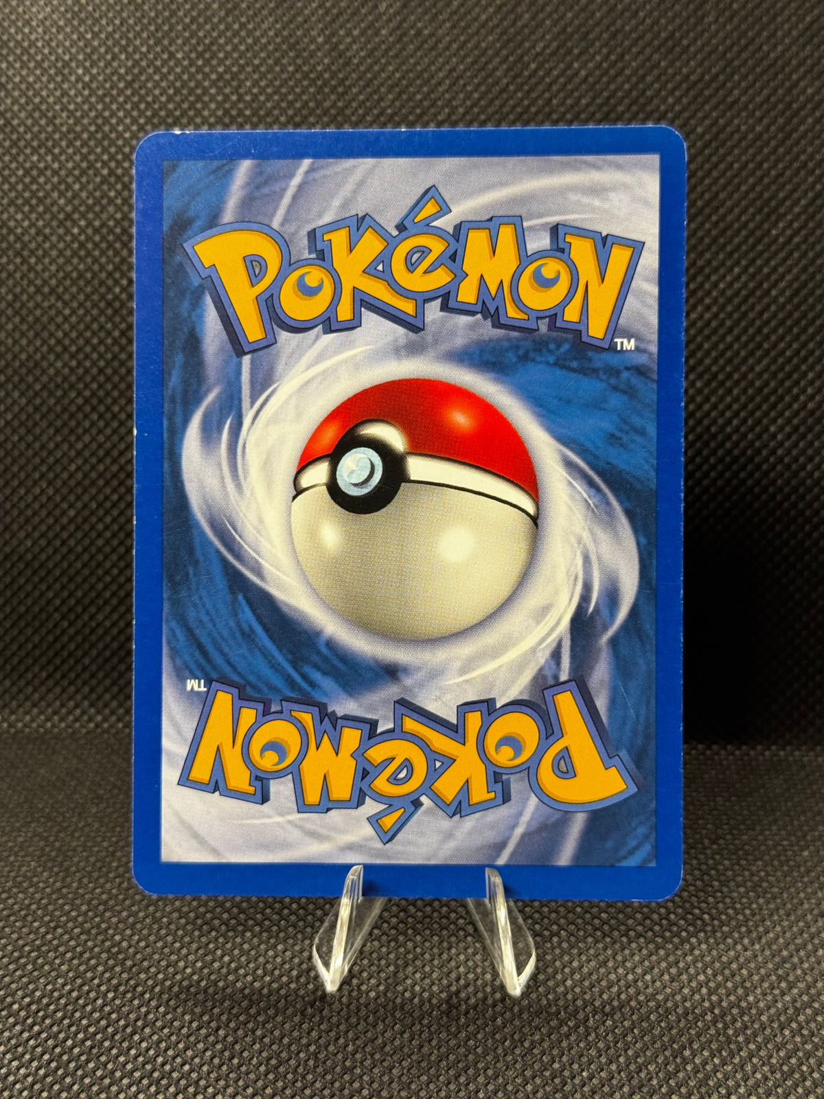 Pikachu 124/165 - Expedition Base Set