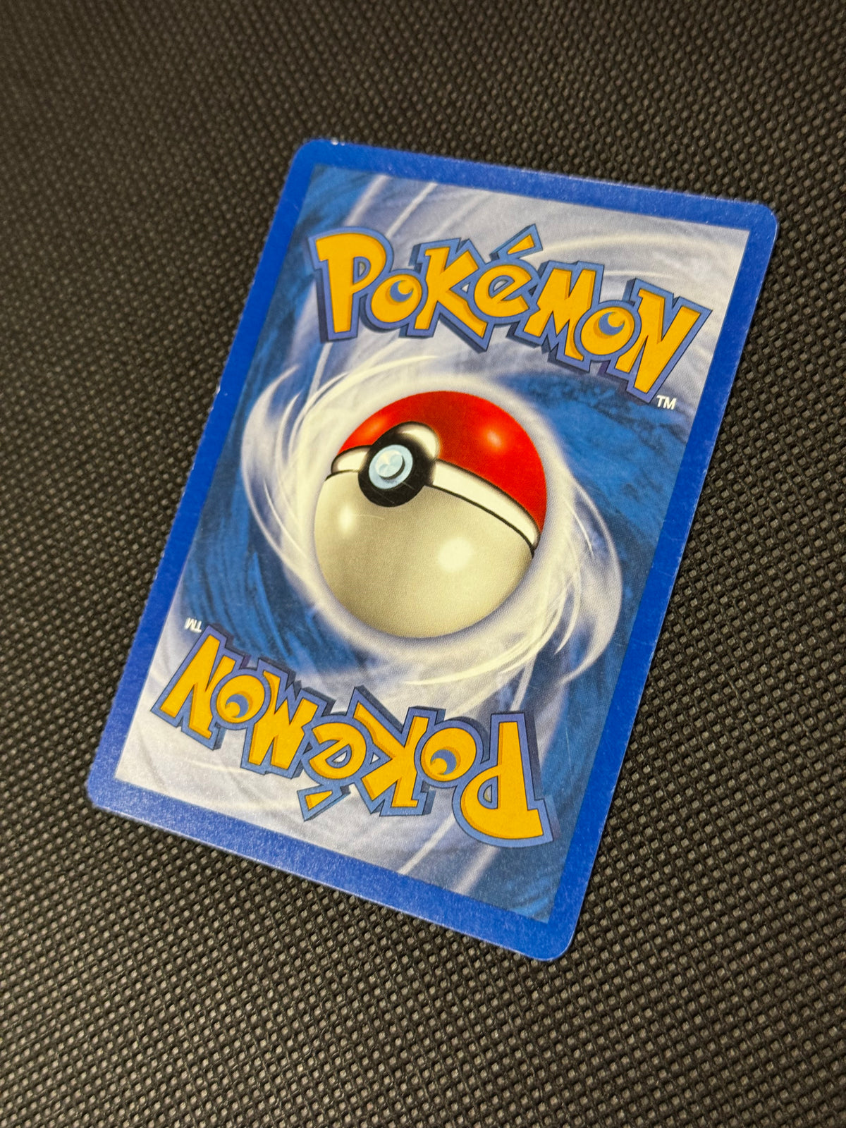 Pikachu 124/165 - Expedition Base Set